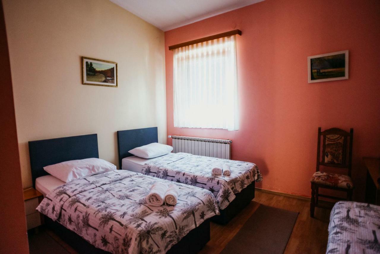 Guest House Sv. Nikola Dugo Selo Exterior foto