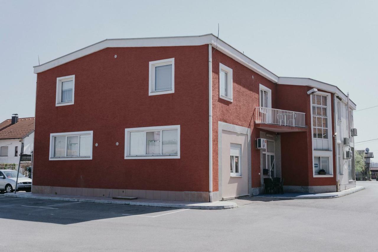 Guest House Sv. Nikola Dugo Selo Exterior foto